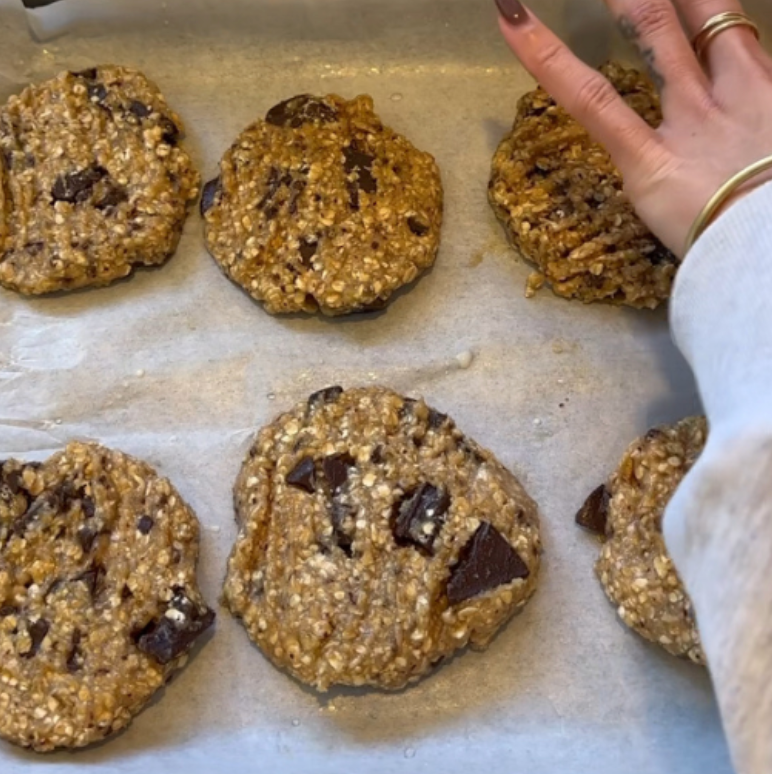 Dairy Free Tahini Oatmeal Chocolate Chunk Cookies
